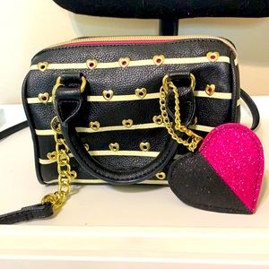NWOT Betsey Johnson crossbody handbag